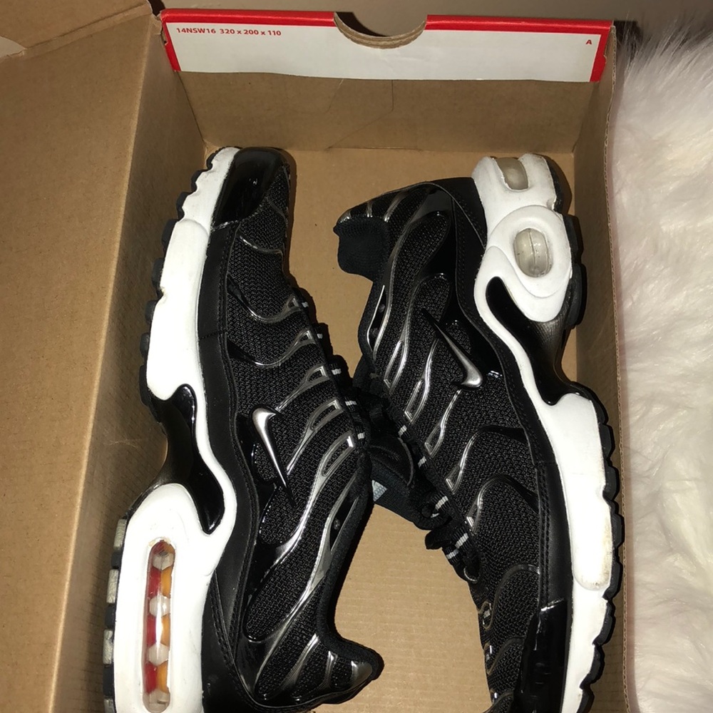 AIR MAX PLUS GS - Picture 5 of 9